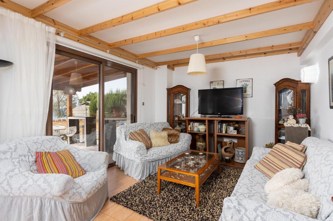 Villa Beach Heaven Помос Экстерьер фото